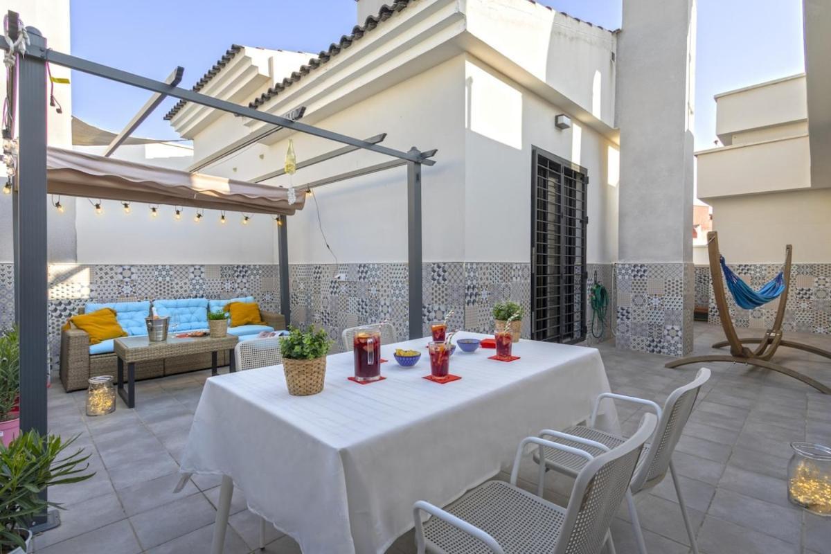 -Malagasunapts- Privateterrace Freeparking Pool Exterior foto
